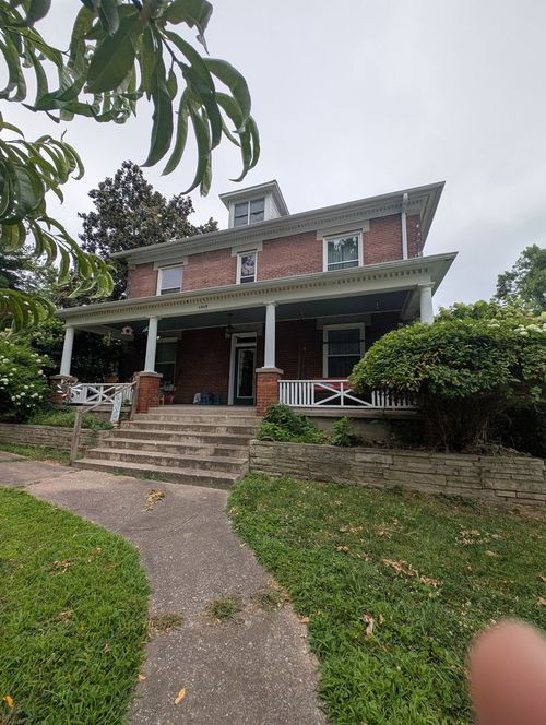 1015 Hanson St, Murphysboro, IL, 62966-2151 | Card Image