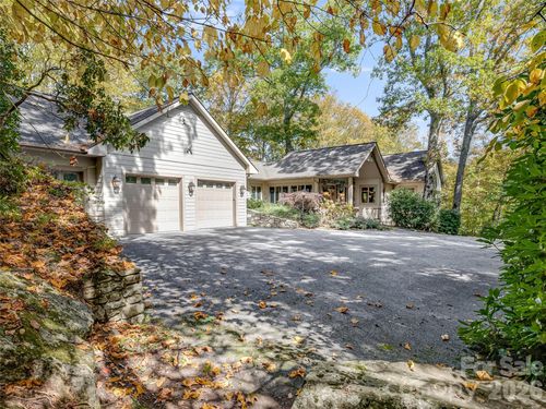 3500 Eagles Nest Rd, Waynesville, NC, 28786-8123 | Card Image