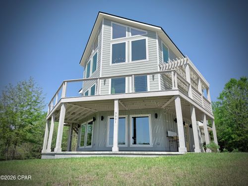 3001 Russ Rd, Marianna, FL, 32446-6347 | Card Image