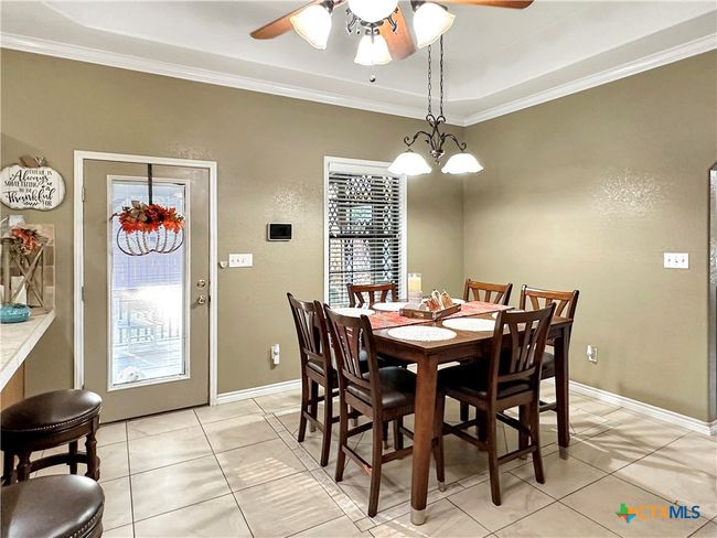 720 E Travis St, House other with 3 bedrooms, 2 bathrooms and null parking in Luling TX | Image 10