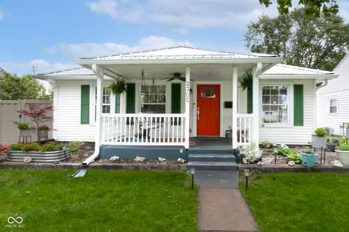 2305 Caldwell Pl, Columbus, IN, 47201-4442 | Card Image
