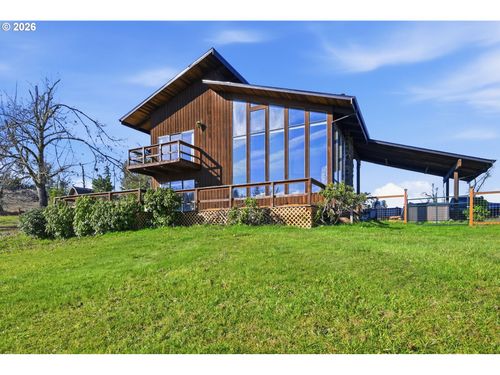 31149 Camas Swale Rd, Creswell, OR, 97426-9770 | Card Image