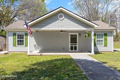 123 W Moody Ave, Knoxville, TN, 37920-3007 | Card Image