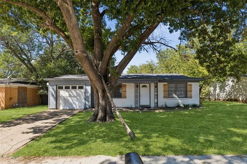 1203 Belvedere Dr, Arlington, TX, 76010-2931 | Card Image