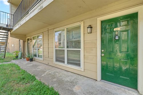 131-8100 Creekbend Dr, Houston, TX, 77071-1532 | Card Image