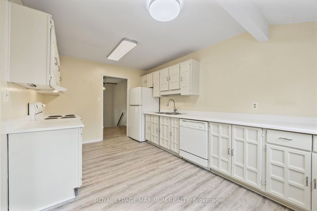 7 Princess Dr, House other with 3 bedrooms, 1 bathrooms and 4 parking in Lisle ON | Image 15