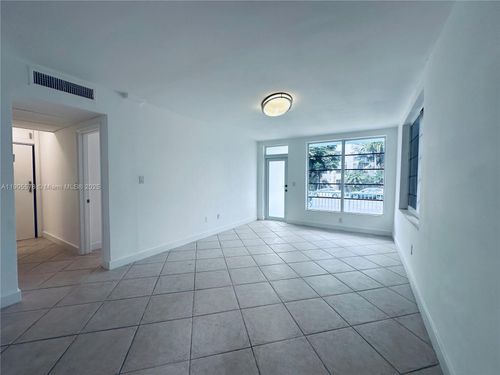 104-1150 Euclid Ave, Miami Beach, FL, 33139-4521 | Card Image