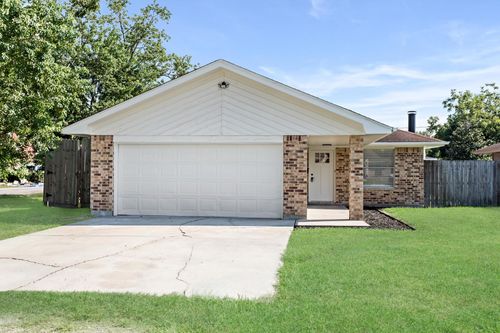 3440 Cleveland Ave, Groves, TX, 77619-5113 | Card Image