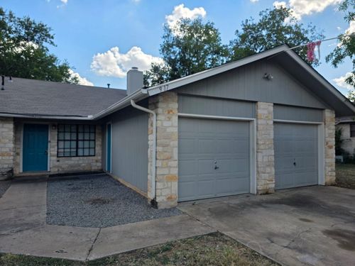 917-917 Woodlief Trl, Round Rock, TX, 78664-2352 | Card Image