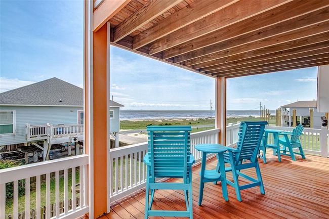 2774 Gulfview Ln, House other with 4 bedrooms, 4 bathrooms and 5 parking in Crystal Beach TX | Image 34