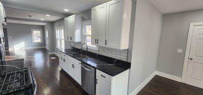 4530 Wenonah Ave, House other with 5 bedrooms, 3 bathrooms and 8 parking in Forest View IL | Image 12