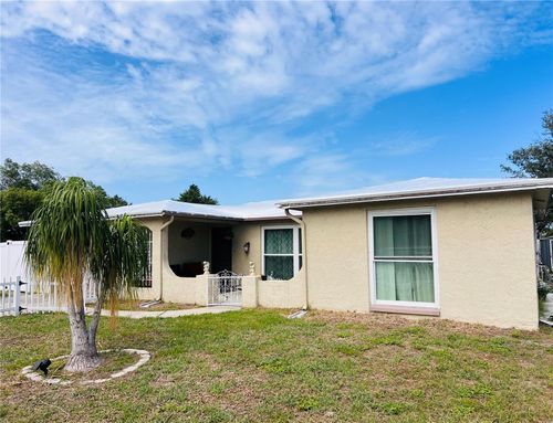 10005 Brandywine Ln, PORT RICHEY, FL, 34668-3704 | Card Image