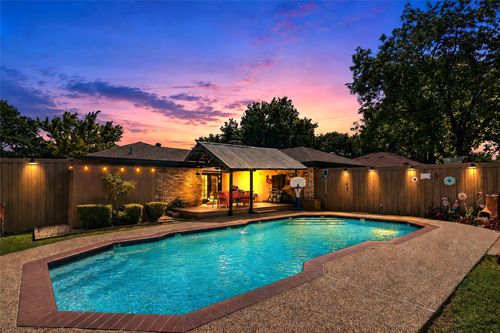 5110 Vera Cruz Dr, Garland, TX, 75043-3137 | Card Image