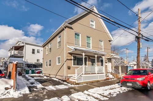 69 Hollingsworth St, Lynn, MA, 01902-3853 | Card Image