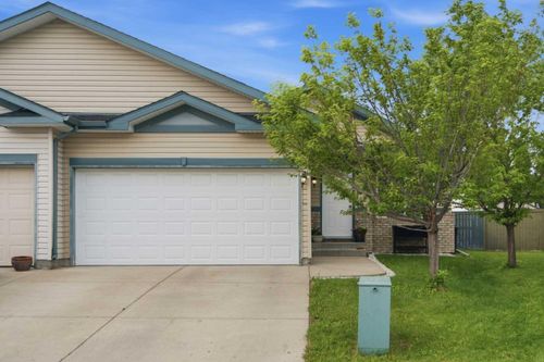 109 Canoe Sq Sw, Airdrie, AB, T4B2N7 | Card Image