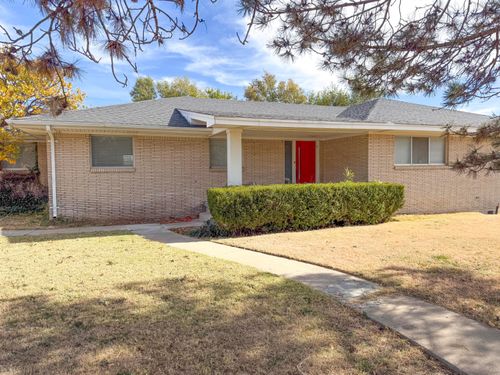 2216 Charles St, Pampa, TX, 79065-3618 | Card Image