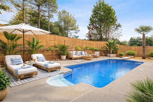 1564 Ember Oaks Cir, Powder Springs, GA, 30127-4933 | Card Image