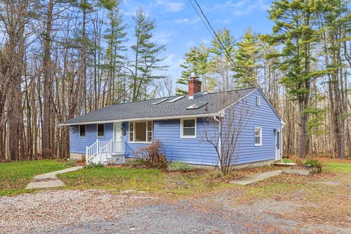 627 Lenox Rd, Richmond, MA, 01254-5260 | Card Image