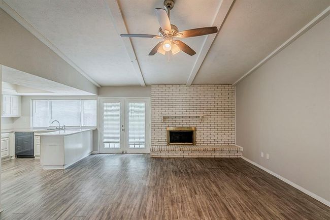 5802 Evening Shadows Ln, House other with 3 bedrooms, 2 bathrooms and 2 parking in Spring TX | Image 12