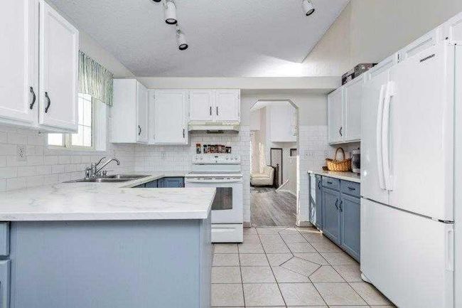 134 Somerset Drive Sw, House other with 4 bedrooms, 3 bathrooms and 4 parking in Calgary AB | Image 13