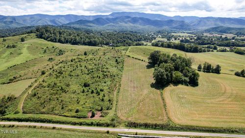 3926 Pleasant Hill Rd, Chuckey, TN, 37641 | Card Image