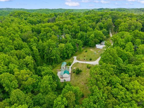 2585 Hazel Patch Rd, East Bernstadt, KY, 40729-7946 | Card Image