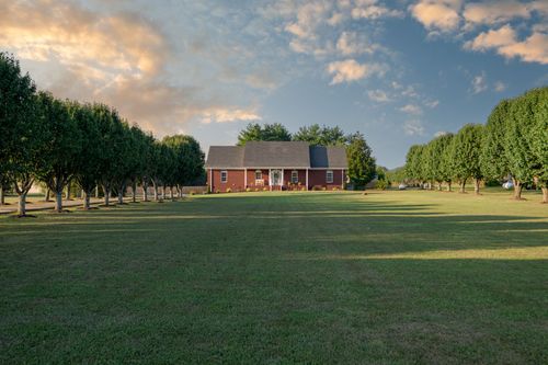 215 Highway 82 E, Bell Buckle, TN, 37020-4537 | Card Image