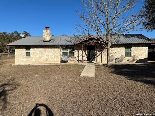109 Saddle Wood Trl, Comfort, TX, 78013-3807 | Card Image