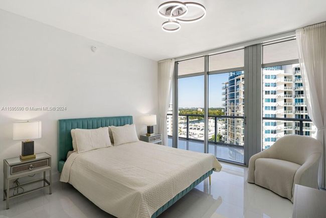 S-1401 - 3737 Collins Ave, Condo with 3 bedrooms, 2 bathrooms and null parking in Miami Beach FL | Image 14