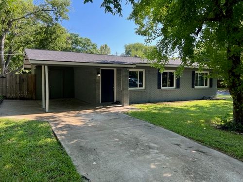 300 Hammack Dr, Austin, TX, 78752-4122 | Card Image