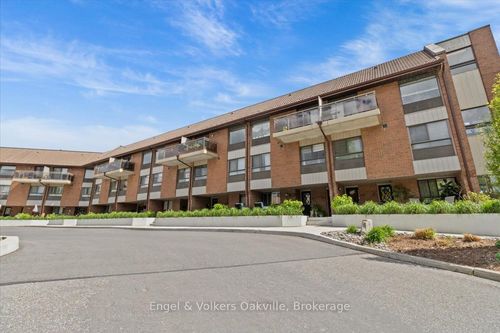 625-1000 Cedarglen Gate, Mississauga, ON, L5C3Z5 | Card Image