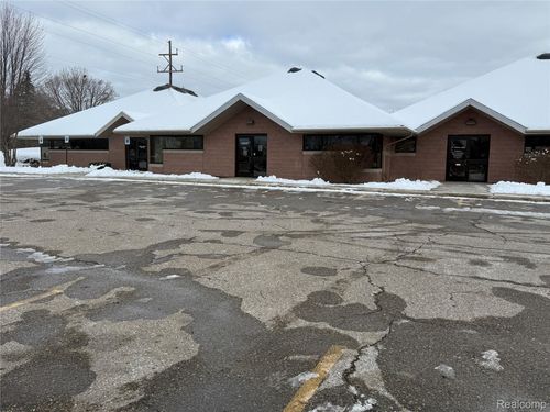 1260 N Irish Rd, Davison, MI, 48423-2276 | Card Image