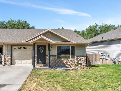 1435 Spring Mountain Dr, Springville, UT, 84663-3153 | Card Image