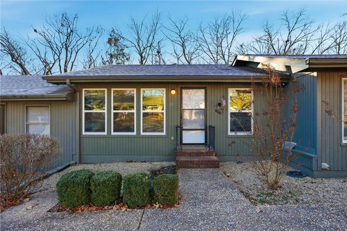 10 Dogwood Dr, Bella Vista, AR, 72715-8144 | Card Image