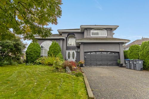 5933 137a St, Surrey, BC, V3X3K9 | Card Image