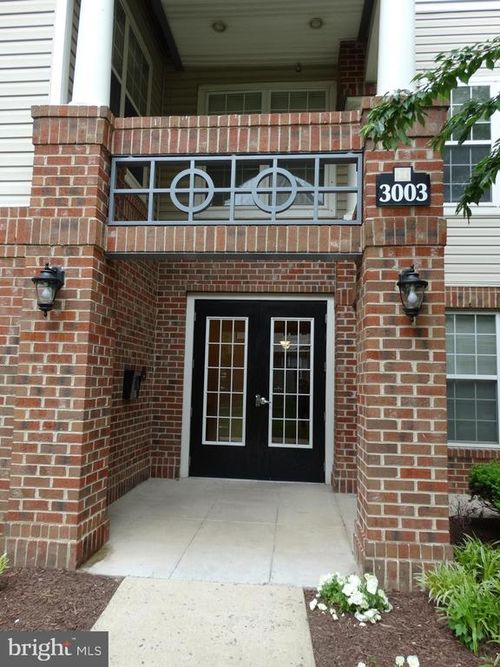 3108-3003 Nicosh Cir, FALLS CHURCH, VA, 22042-1243 | Card Image