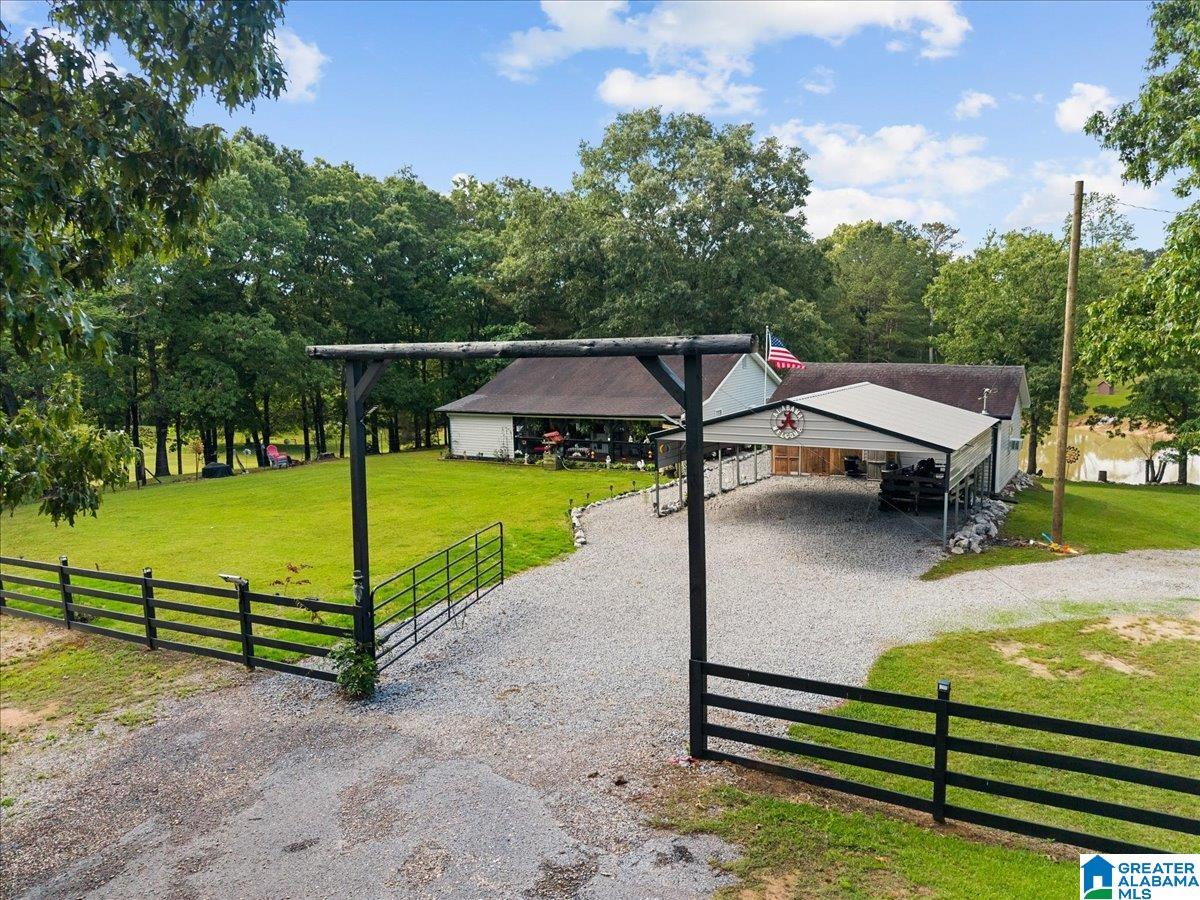 Residential in DOUBLE SPRINGS 5