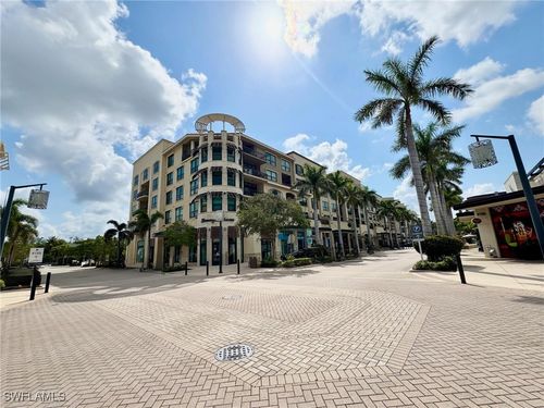 unit-5317-9115 Strada Pl, NAPLES, FL, 34108-2893 | Card Image
