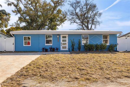 3904 W Crawford St, Tampa, FL, 33614-3965 | Card Image