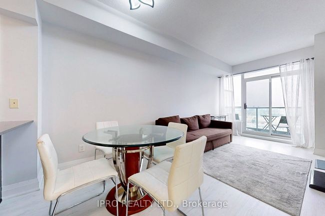 1507 - 20 N Park Rd, Condo with 2 bedrooms, 2 bathrooms and 1 parking in Vaughan ON | Image 10