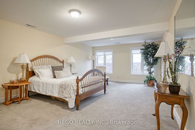 2191 Hidden Valley Cres, House other with 1 bedrooms, 4 bathrooms and 10 parking in Kitchener ON | Image 27