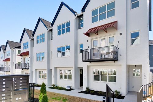 756 Bespoke Way, Chattanooga, TN, 37403-2428 | Card Image