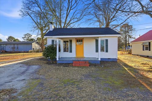 209 Price St, Selma, NC, 27576-6559 | Card Image