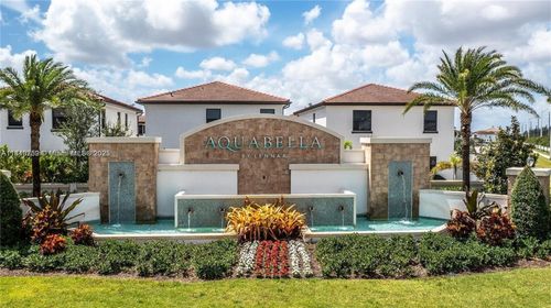 3376 W 105th Ter, Hialeah, FL, 33018-1244 | Card Image
