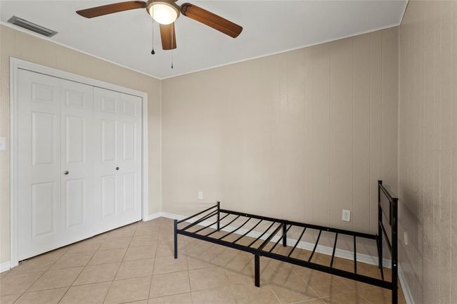 Room 2 bed | Image 14