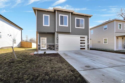 210 S 6th St, Saint Marys, KS, 66536-1705 | Card Image