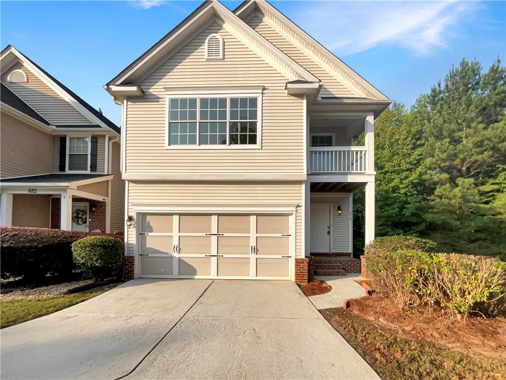 Lakes Cir, Lithonia, GA 30058