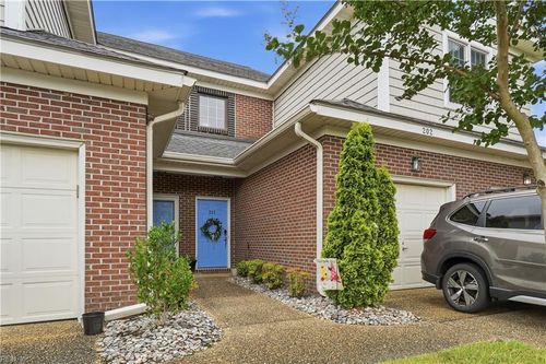 17-202 Genoa Dr, Hampton, VA, 23664-1794 | Card Image