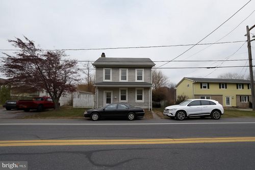 1533 E Emmaus Ave, Allentown, PA, 18103-8305 | Card Image