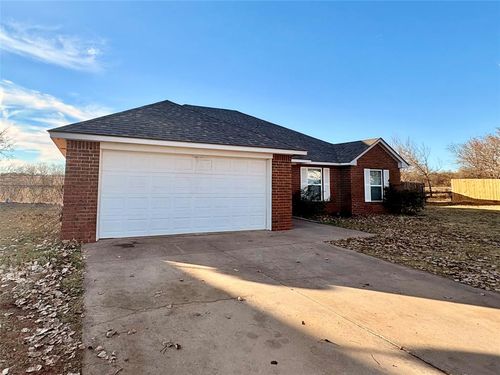 701 Drexal Pl, Duncan, OK, 73533-2243 | Card Image